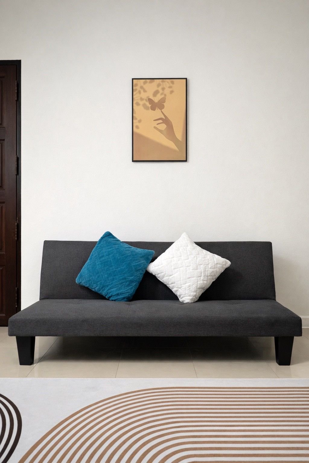 Central House - Image 6